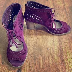 Vince Camuto Tarita Perforated Lace-Up Sandal 8